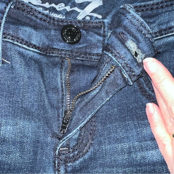 Seven7 size 6 dark blue wash Slim Boot frayed raw hem BOHO faded mid-rise jeans - Picture 7 of 16